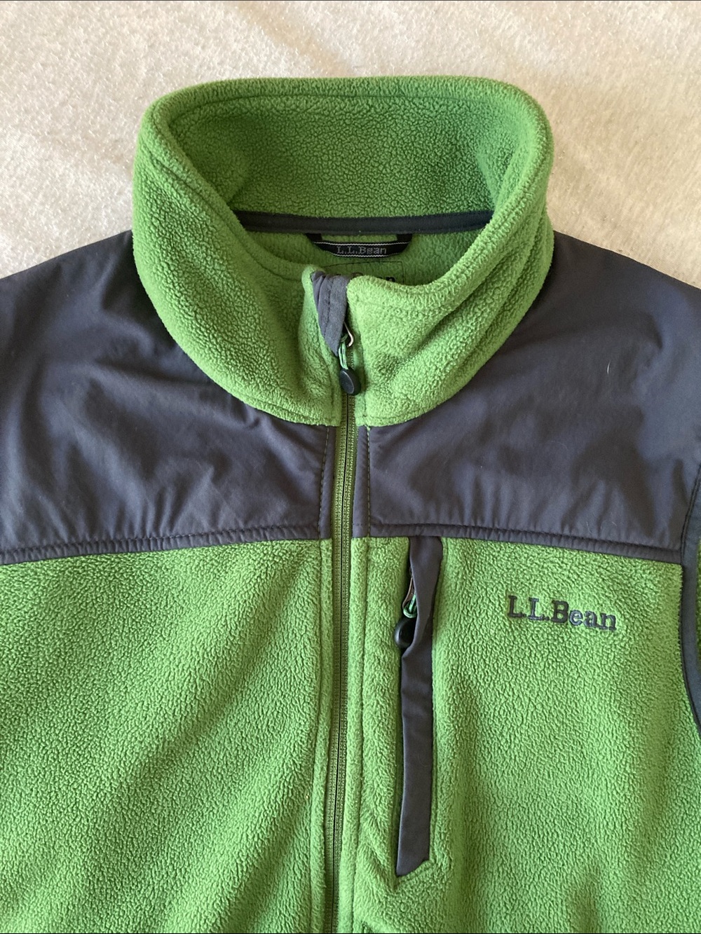 L.L. Bean Men’s Full Zip Green Fleece Jacket Charcoal Yoke